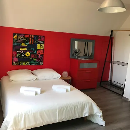 Chez Christine Et Vincent Hotel
